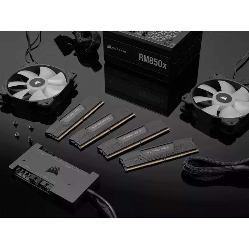CORSAIR Memory 32GB (2x16gb) DDR5 Dram 6000mt/s CL36 AMD Expo & Intel Xmp atminties rinkinys Vengeance