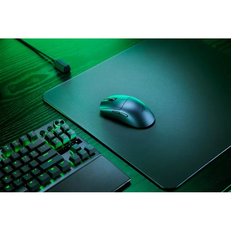 Razer Viper V3 Pro pelė, dešinei rankai, RF belaidis + USB Type-C, optinė, 35000 DPI