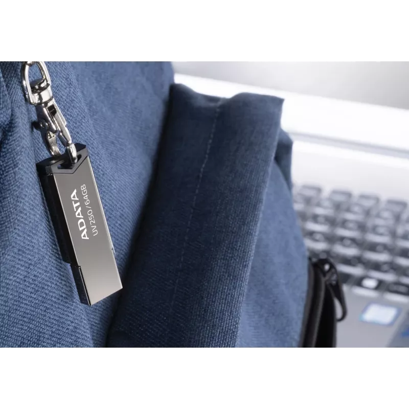 ADATA UV250 USB atmintinė 16 GB USB Type-A 2.0 Sidabrinė