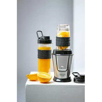 Sport blender Adler AD 4081 — nešiojamasis asmeninis trintuvas, 800 W maks., 0,57 l puodelis, nerūdijančio plieno peilis, 2 buteliai