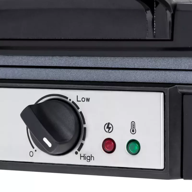 Waffle iron Adler AD 3049, 4 square waffles, non-stick, 1800 W, Juoda