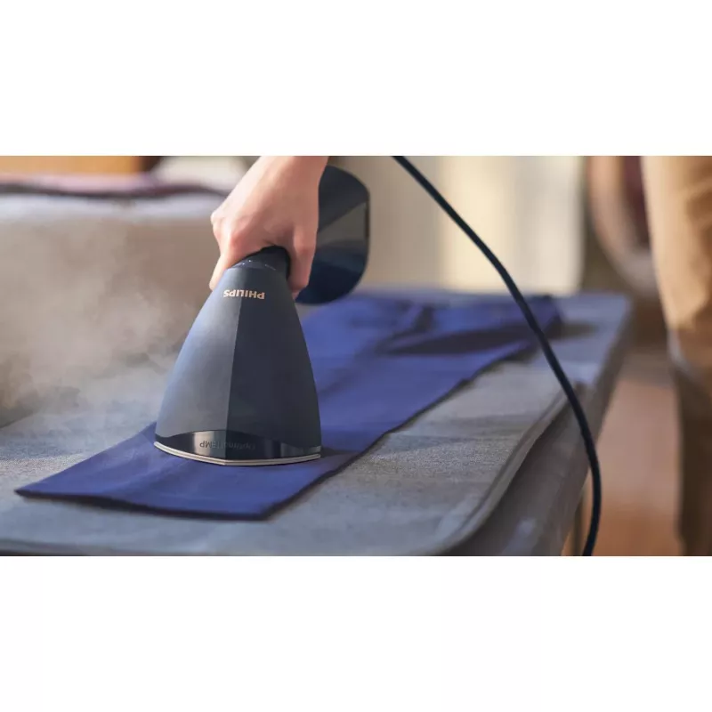 Drabužių garintuvas Philips GC810/20 — 1600 W, 0,23 L vandens bakelis, 32 g/min nuolatinis garų srautas, juodos/spalvotos rožinės spalvos