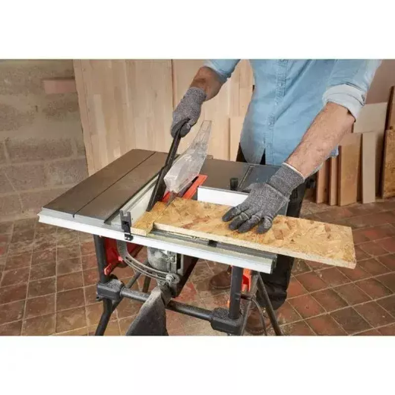 Stalo pjūklas Juoda & Decker BES720-QS — 1800 W, 25,4 cm diskas, 8,5 cm pjovimo gylis, pastatomas, stalo prailginimas