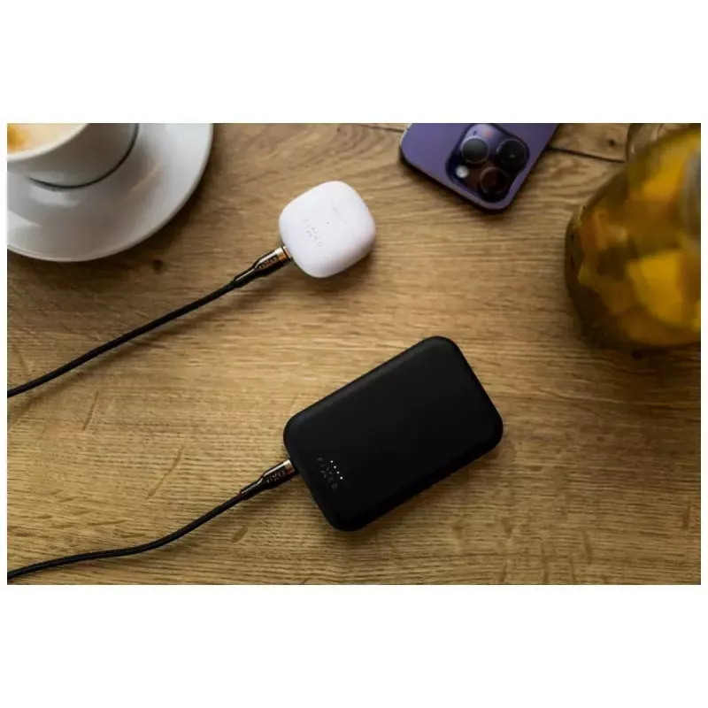 Nešiojama išorinė baterija FIXED MagZen 6000 mAh — juoda, USB išvestis išmaniesiems telefonams ir planšetėms
