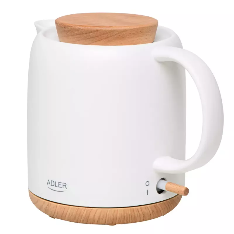 Elektrinis virdulys Adler AD 1304 — 1 L, 1200 W, keraminis korpusas, atverčiamas dangtis, 360° sukiojamas pagrindas, baltos spalvos