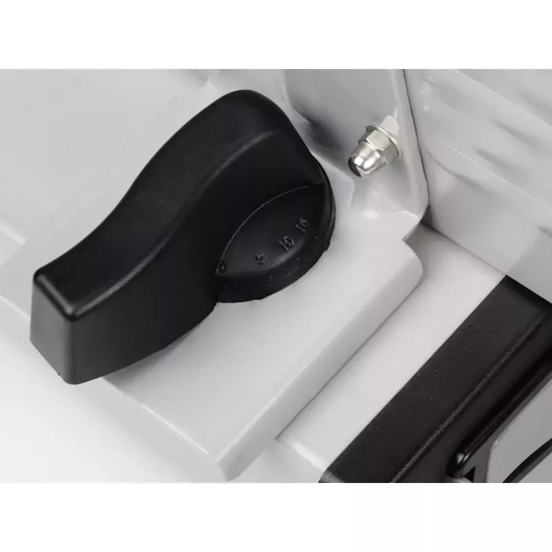 Elektrinė pjaustyklė Tristar EM-2099 — 150 W, maks. pjūvio storis 1,5 cm, kompaktiška 270×435×285 mm, juoda/sidabrinė