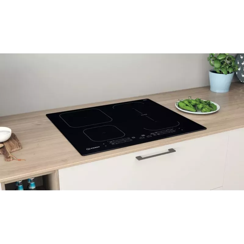 Indesit IB 65B60 NE Juoda įmontuojama 59 cm zoninė indukcinė kaitlentė 4 zonos (-ų)
