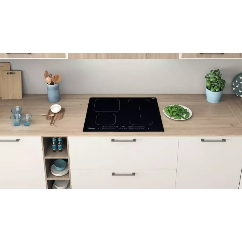 Indesit IB 65B60 NE Juoda įmontuojama 59 cm zoninė indukcinė kaitlentė 4 zonos (-ų)