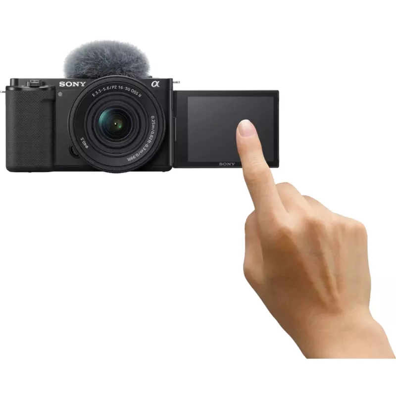 Sony ZV-E10 + E PZ 16-50mm F3.5-5.6 OSS II MILC 24.2 MP CMOS 6000 x 4000 pixels Juoda