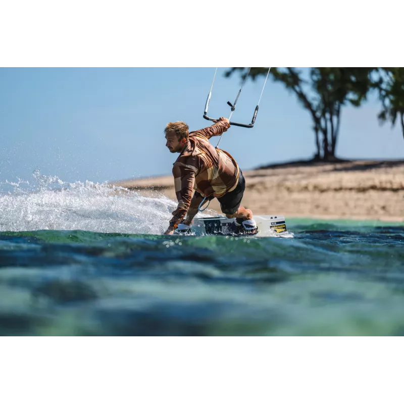 Ausinės Shokz OpenSwim Pro — atviros ausies kaulinio laidumo belaidės ausinės, IP68 atsparios vandeniui, Bluetooth 5.4, 32 GB, 9 h atkūrimo, pilkos
