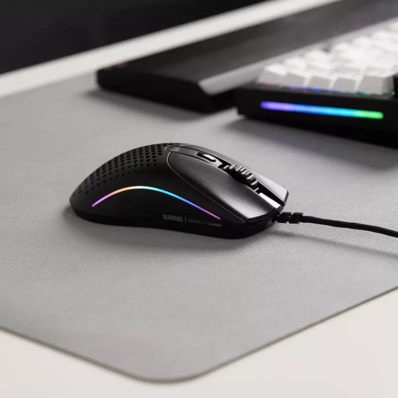 Žaidimų pelė Glorious Gaming Model O 2 Mini RGB juoda