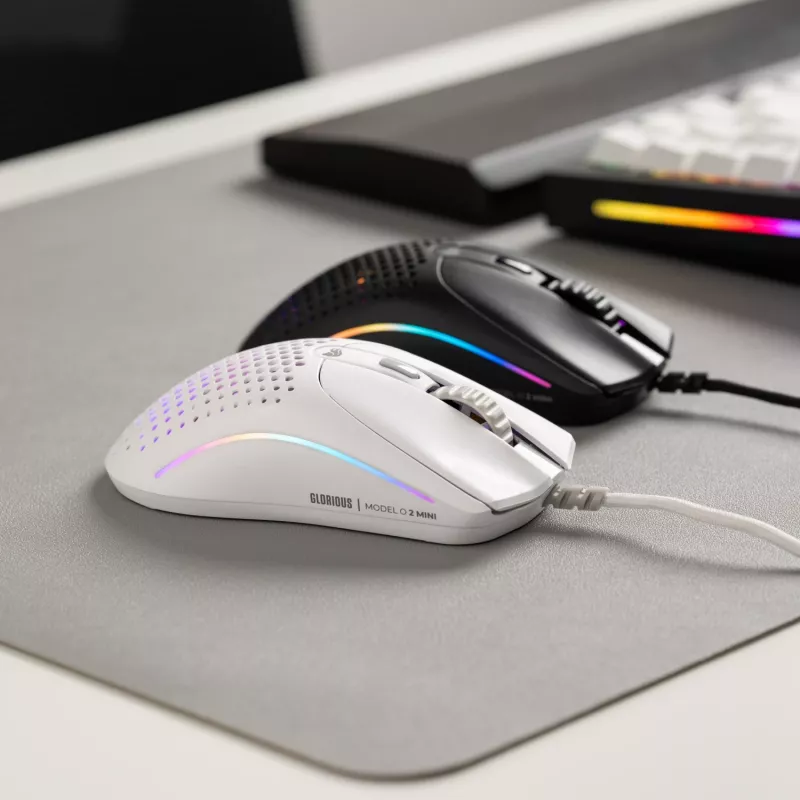 Žaidimų pelė Glorious Gaming Model O 2 Mini RGB juoda