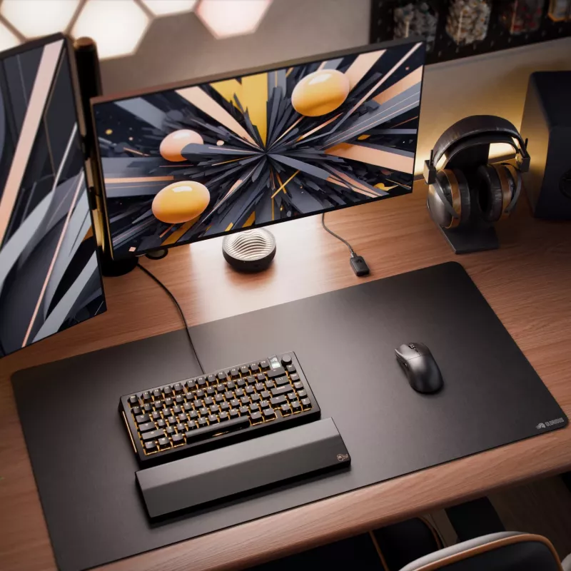 Belaidė žaidimų pelė GLORIOUS Series 2 PRO (dešiniarankiams) — 26 000 DPI, RF belaidė + USB‑C, 4K/8K Hz, 6 mygtukai, juoda