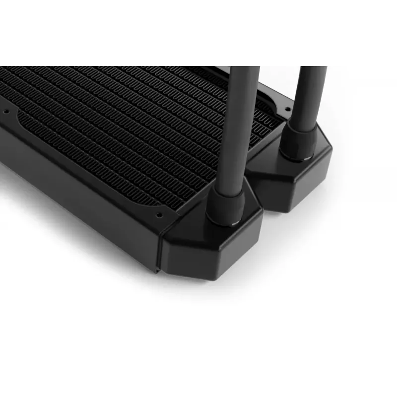 „Alphacool Eiswolf 2 AIO“ 360 mm GPU aušintuvas, skirtas RTX 4090 Founders Edition su galine plokšte