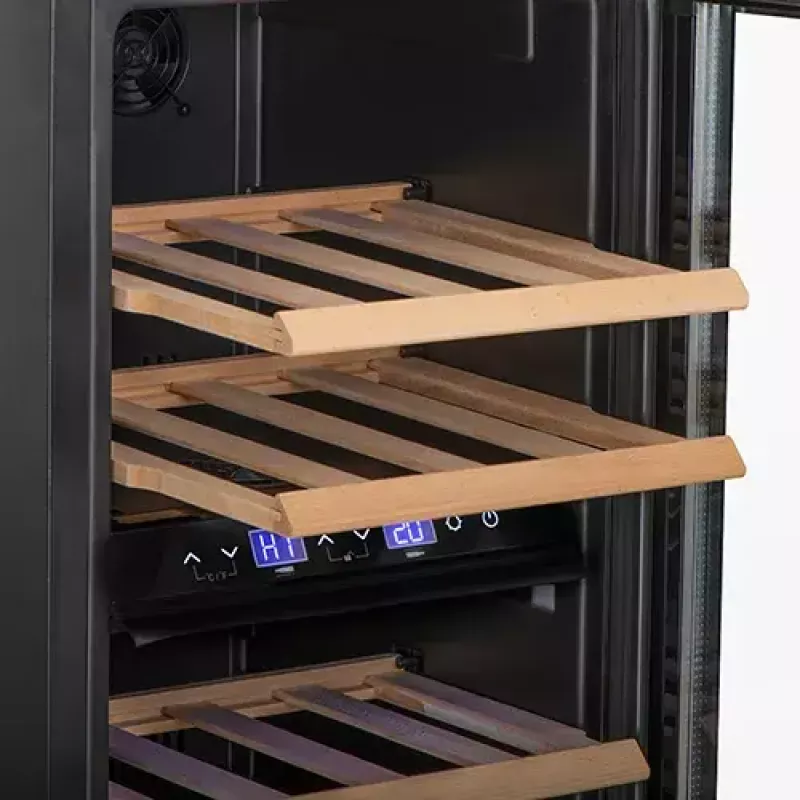 Termoelektrinis vyno aušintuvas Adler AD 8080, laisvai pastatomas juodas, 24 buteliai, 2 zonos, 60 l, lietiminis valdymas