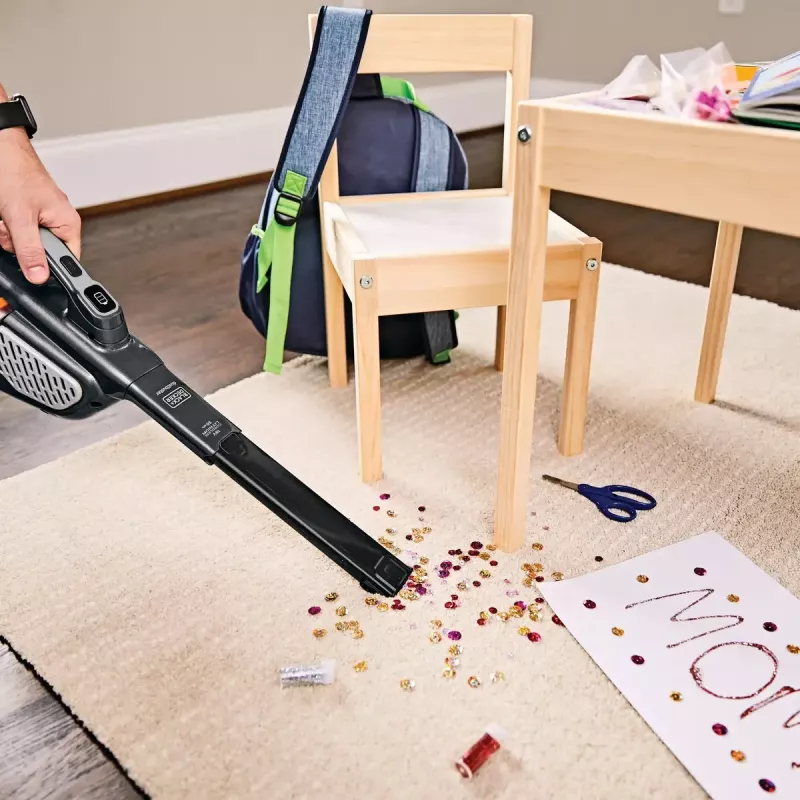 Rankinis dulkių siurblys Juoda & Decker BHHV520JF nešiojamas 230 V NiMH 2 Ah 15 min, sausas valymas, 1,2 kg