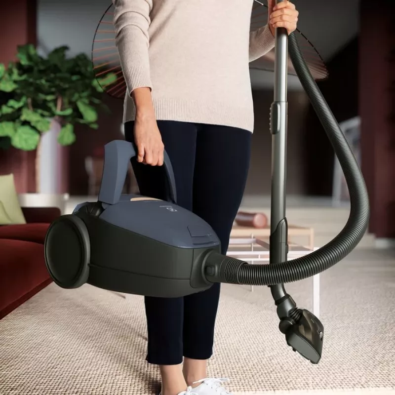 Cilindrinis dulkių siurblys Electrolux PD82-8DB, sausas valymas, dulkių maišelis, 3,5 l, EPA E12, 12 m spindulys