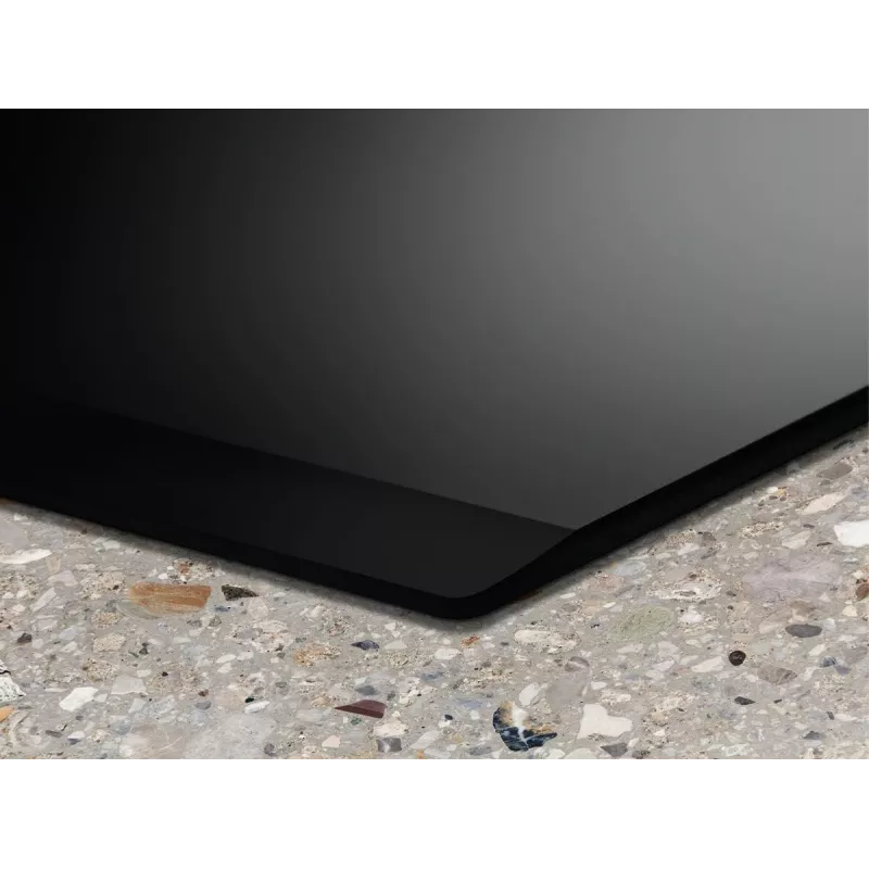 Electrolux Serie 700 EIS62453 Juoda Built-in 60 cm Zone induction hob 4 zone(s)