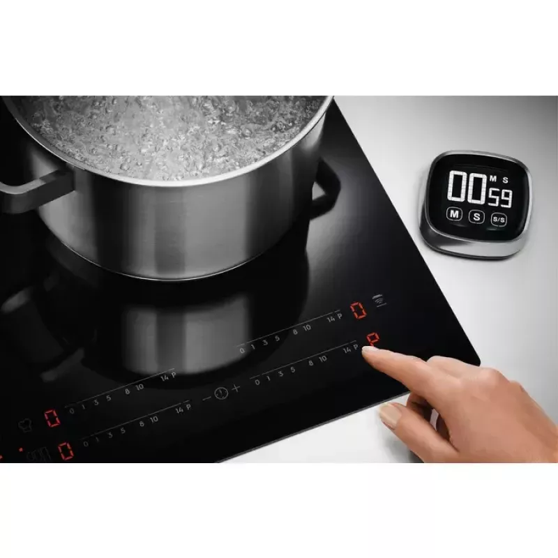 Electrolux LIL61434C juoda įmontuojama 59 cm zoninė indukcinė kaitlentė 4 zonos (-ų)