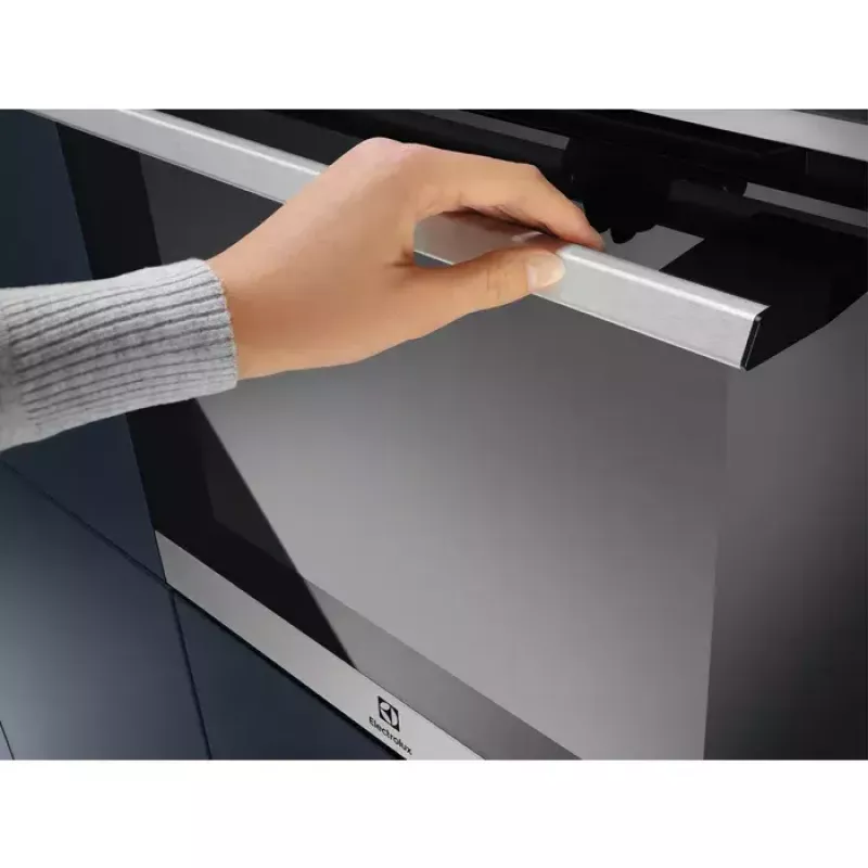 Įmontuojama elektrinė orkaitė Electrolux EOC6H76X — 72 L, konvekcija, grilis, garai, skaitmeninis laikmatis