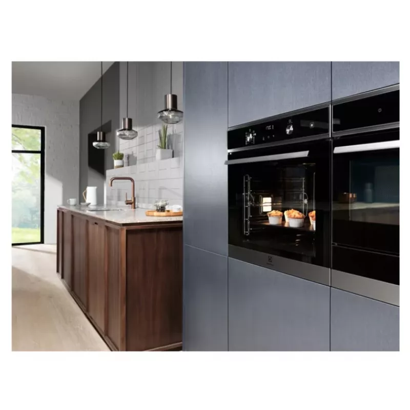 Įmontuojama elektrinė orkaitė Electrolux EOD4P57H — 72 l, pirolizinis savaiminis išsivalymas, garai ir konvekcija, grilis 2300 W, juoda
