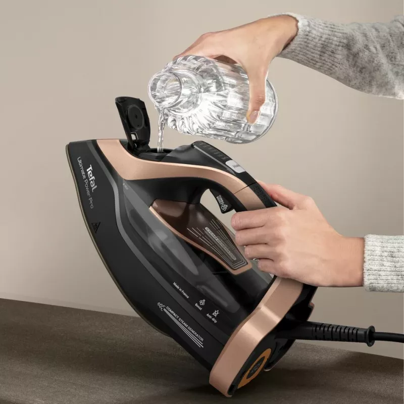 Tefal Ultimate Power Pro FV9E50 sausas ir garinis lygintuvas Durilium AirGlide Autoclean padas 3200 W juoda, varinė