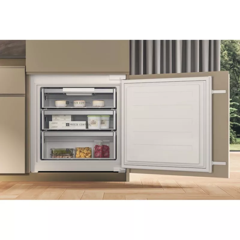 Whirlpool SP40 812 EU 2 Įmontuojamas 400 L baltas