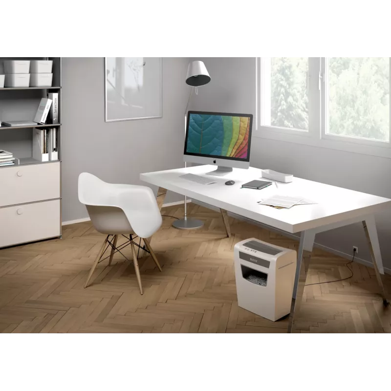 Leitz IQ namų biuro popieriaus smulkintuvas P4, dalelių pjovimas, 22 cm, 4 x 28 mm, 23 l, 225 lapai, 58 dB