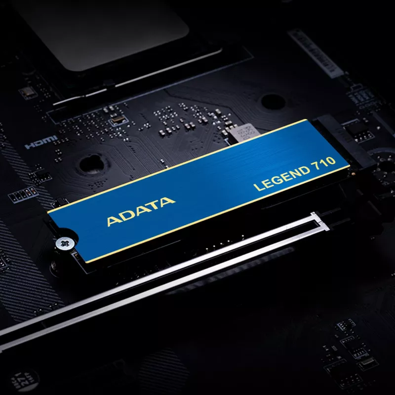 SSD M.2 ADATA LEGEND 710 1 TB PCIe 3.0 NVMe — 2400 MB/s skaitymas, 1800 MB/s rašymas, 3D NAND, 2280