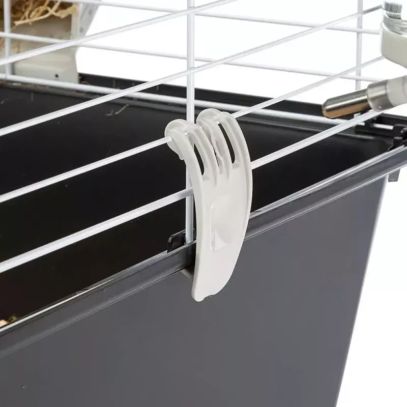 Narvelis FERPLAST Casita 80 jūrų kiaulytėms 780×480×500 mm, metalas ir plastikas, pilka/juoda-balta