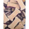 Šunų dresavimo skanėstai MACED Cube Cookies Mini Mix 1 kg — įvairių formų mini kubeliai sausainiai, paukštienos skonio mišinys