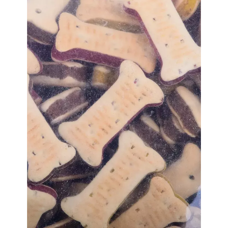 Šunų dresavimo skanėstai MACED Cube Cookies Mini Mix 1 kg — įvairių formų mini kubeliai sausainiai, paukštienos skonio mišinys