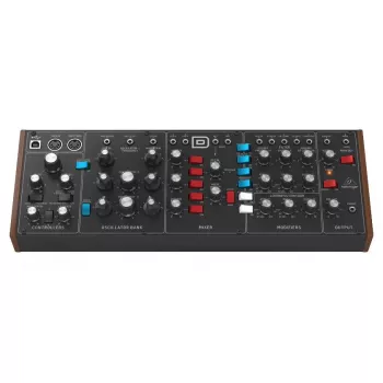 Sintezatorius Behringer Model D Juodas korpusas Korpuso spalva Juoda Maitinimo šaltinis DC AC