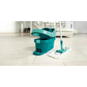 Šluota Leifheit 55045 Wet Microfiber — plokščia drėgnai šluotei skirta šluota su mikropluošto galvute