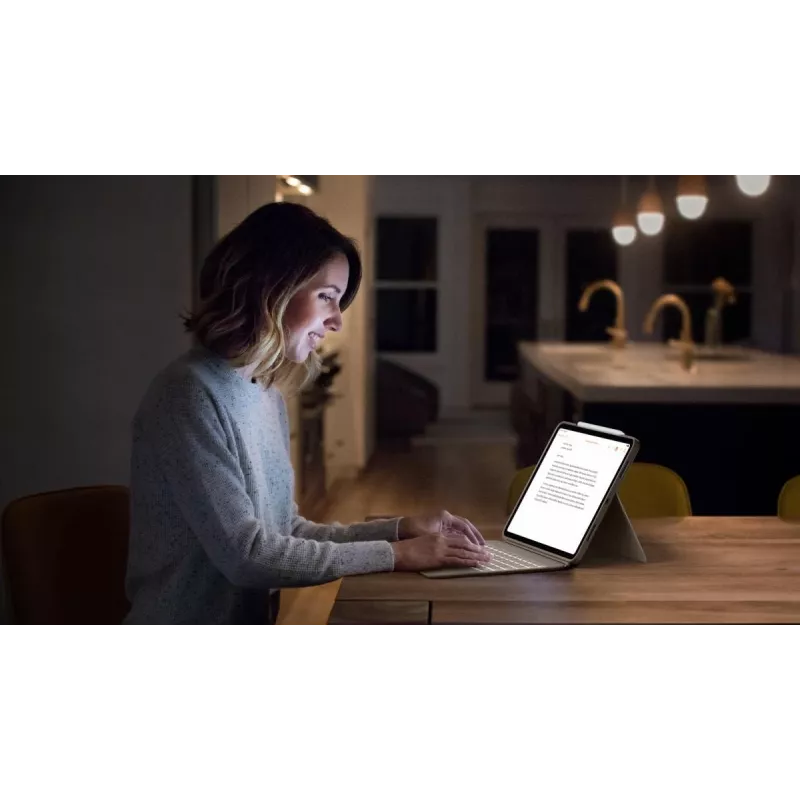 LOGITECH Combo Touch - Smėlio spalvos skirtas iPad Pro 12.9 col. (5-os kartos) - JAV tarptautinė QWERTY