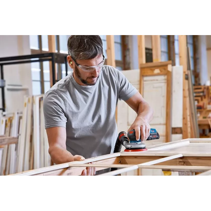 Bosch 0 615 990 N36 įrankių kombinuotas rinkinys su akumuliatoriumi