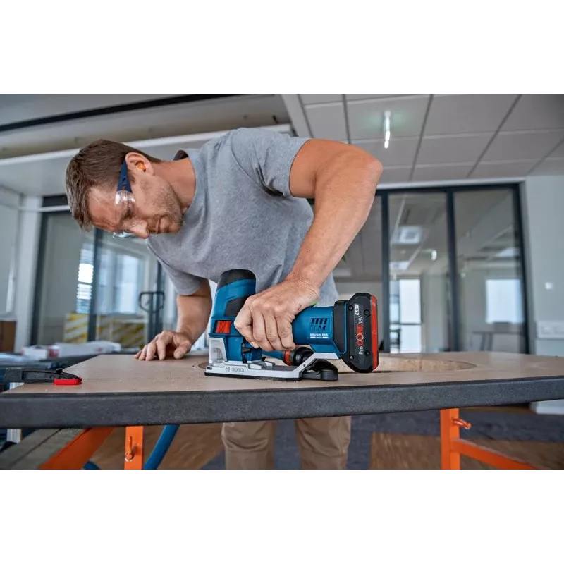 Bosch 0 615 990 N36 įrankių kombinuotas rinkinys su akumuliatoriumi