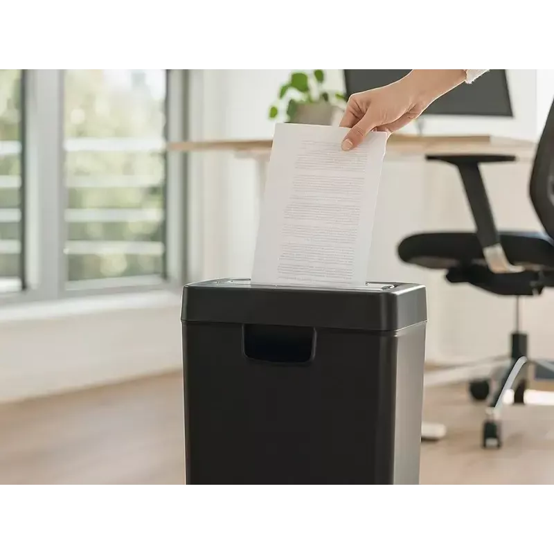 Smulkintuvas TRACER Edge10L kryžminis pjovimas, 10 lapų talpa, 6 mm pjūvis, 10 l dėžė, juodas