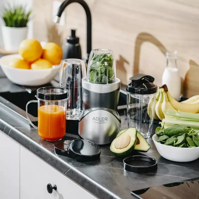 Stalinis trintuvas Adler AD 4084 Smoothie rinkinys – 500 W (maks. 1200 W), 0,7 L stiklinis indas, nuimamas dubuo, juoda
