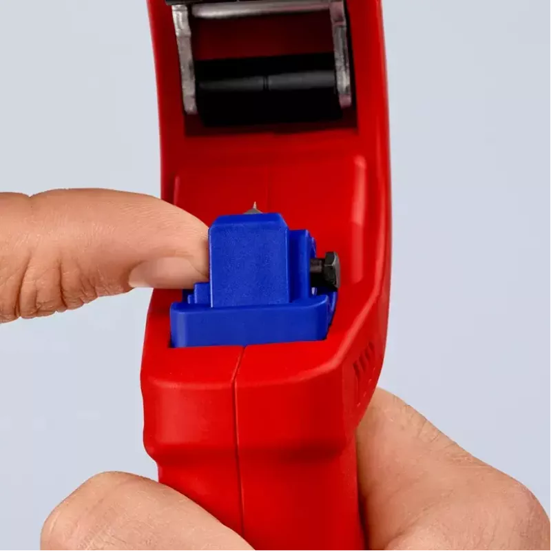 Vamzdžių pjoviklis Knipex 90 23 01 BK plieninė geležtė plastikinė rankena 165 mm