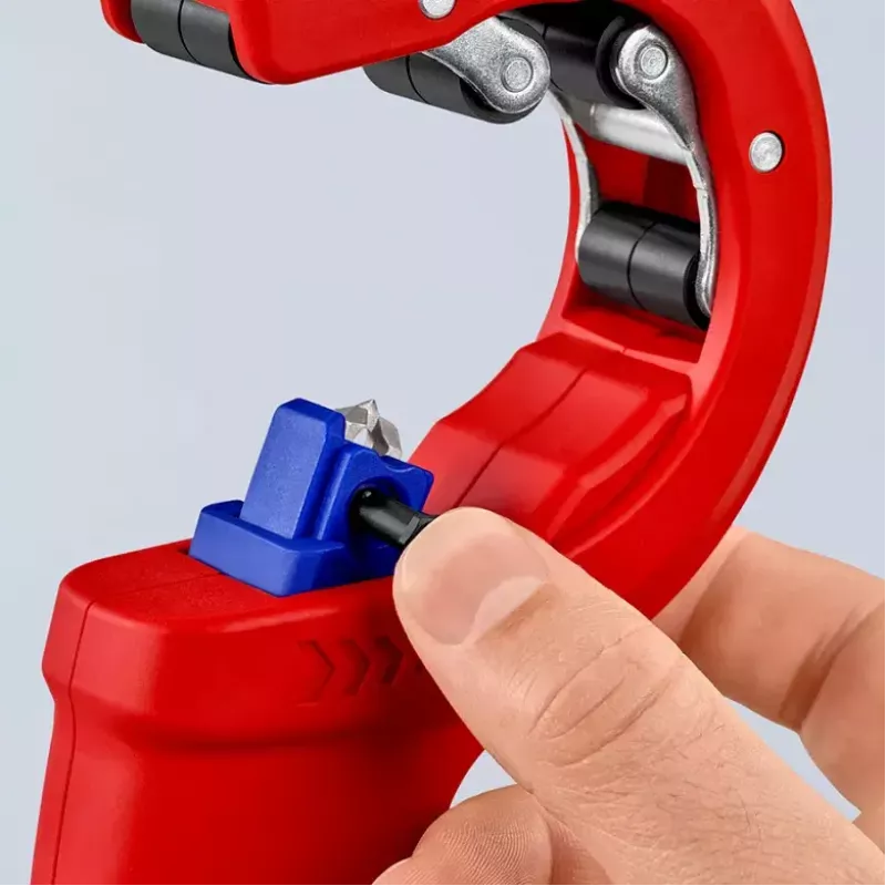 Vamzdžių pjoviklis Knipex 90 23 01 BK plieninė geležtė plastikinė rankena 165 mm