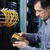 DYMO RHINO 5200 pramoninis etikečių spausdintuvas | Etikečių gamybos mašinos komplektas dėkle | Laiką taupantys spartieji klavišaiSpartaus spausdinimoPatvarus etikečių spausdintuvas darbo vietoms ir sunkiems ženklinimo darbams (EU tipo C kištukas)