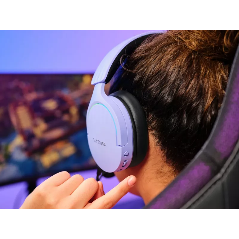 Trust GXT 491P FAYZO ausinės Laidinės ir belaidės Galvos juosta Žaidimų USB-A Bluetooth Juoda, Violetinė