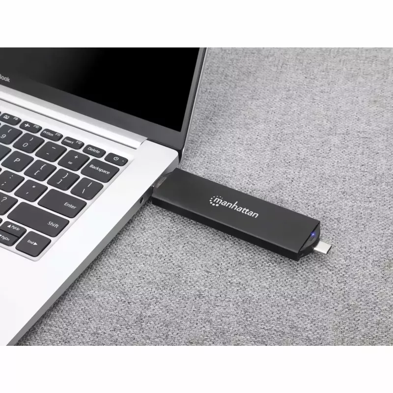 SSD korpusas Manhattan M.2 NVMe SATA USB-C USB-A 10 Gbps juodas