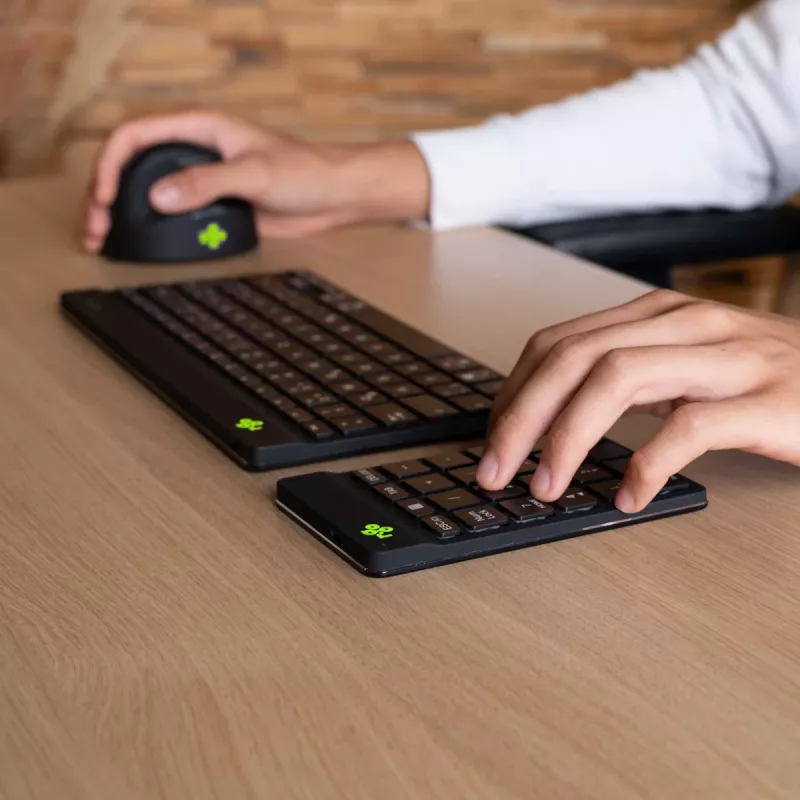 R-Go Tools Skaičių klaviatūra R-Go Numpad Break, ergonominė skaičių klaviatūra su pertraukų programine įranga, Bluetooth, juoda