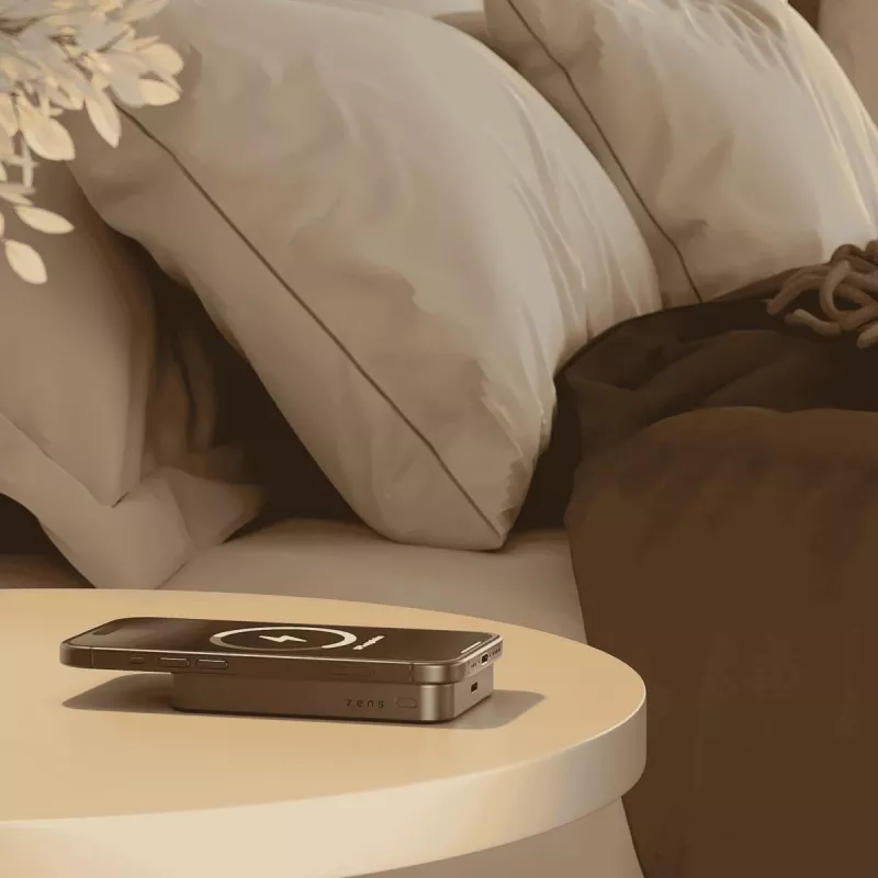 ZENS Powerbank plonas Qi2 Al 10000mAh Juoda