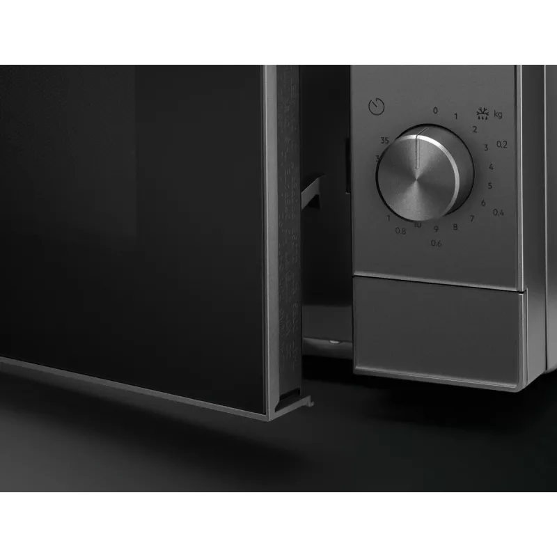 Stalviršinė grilio mikrobangų krosnelė Electrolux EMZ421MMTI — 800 W, 20 l, titano, 270 mm sukamoji lėkštė
