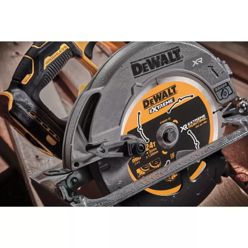Nešiojamas diskinis pjūklas DeWALT DCS573NT-XJ