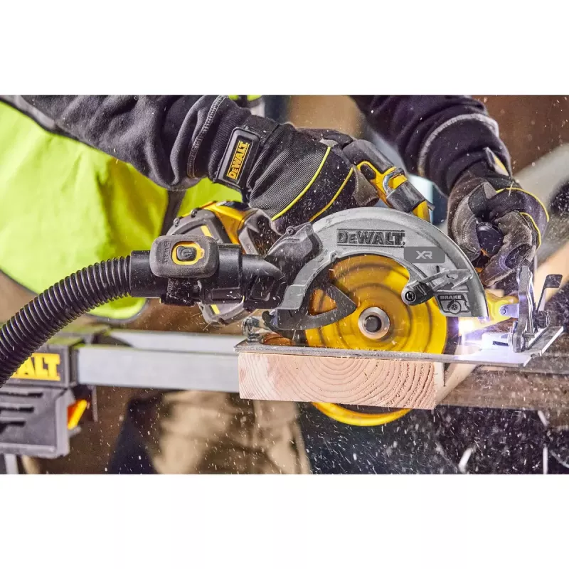 Nešiojamas diskinis pjūklas DeWALT DCS573NT-XJ