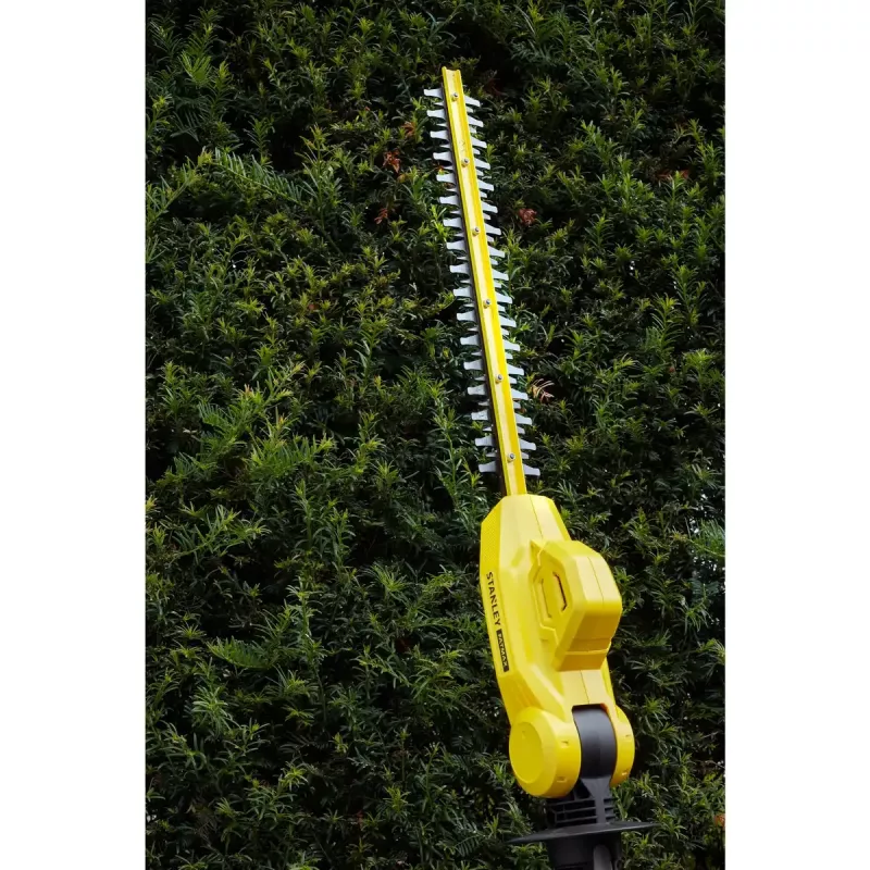 Akumuliatorinė gyvatvorių žirklė STANLEY FATMAX SFMCPH845M1-QW — 45 cm dviguba geležtė, 18 V Li‑Ion, 4,1 kg